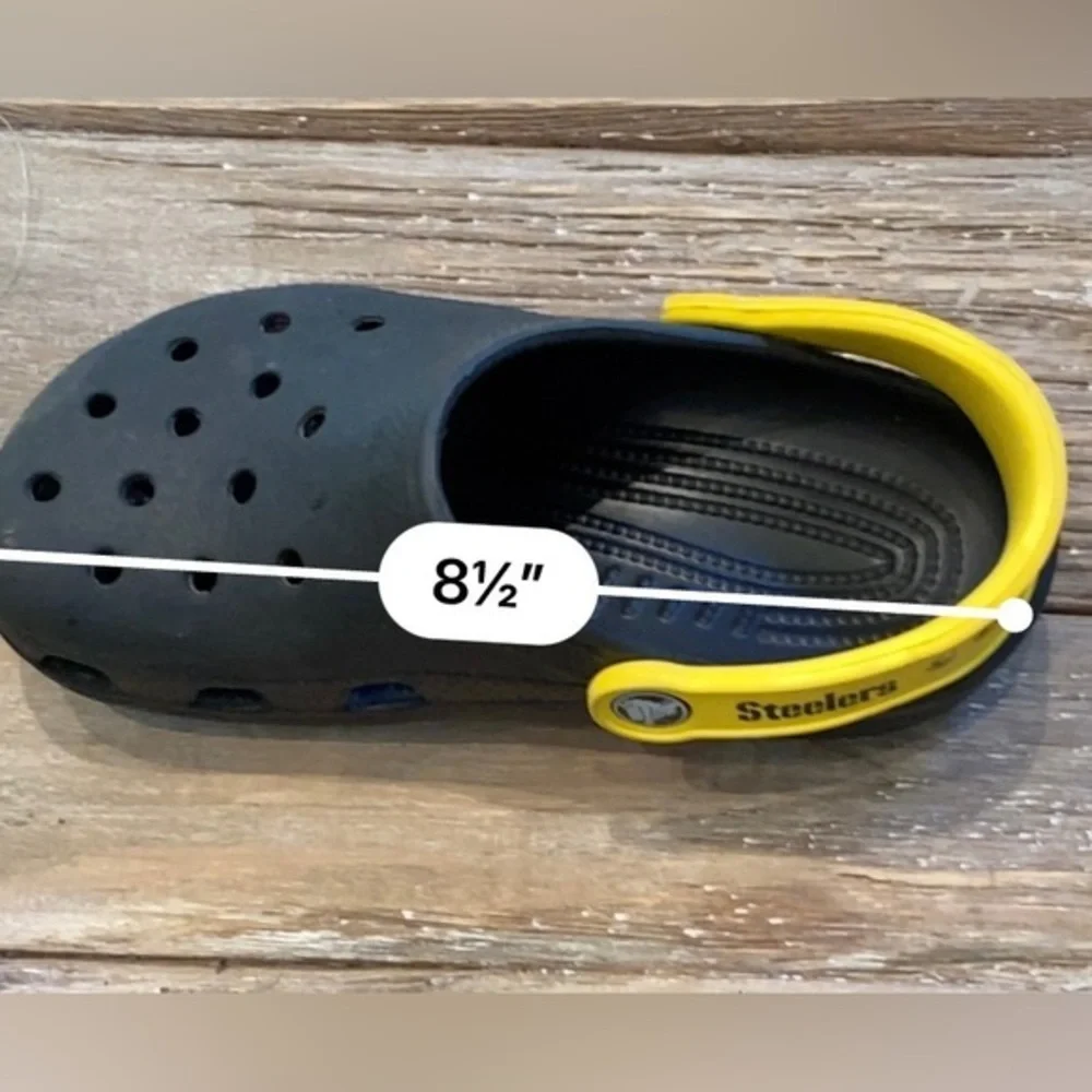 CROCS Black/Yellow Steeler’s Men’s 2‎ Women’s 4 Sling Back Shoe